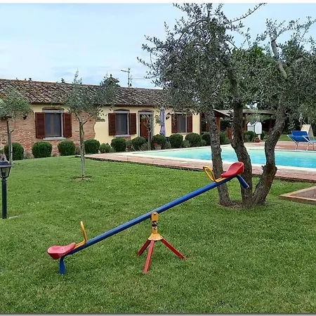 In Cortona/toskana 30389 Holiday home *